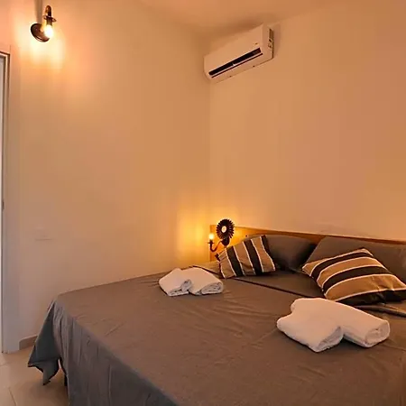 In Costa Rei Just 450 Meters From The Beach, With Air Conditioning And Outdoor Private Area Hotel