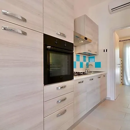 Apartahotel In Costa Rei Just 450 Meters From The Beach, With Air Conditioning And Outdoor Private Area 3*